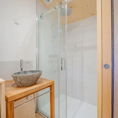 Prázdninový dům Enari House Périgny