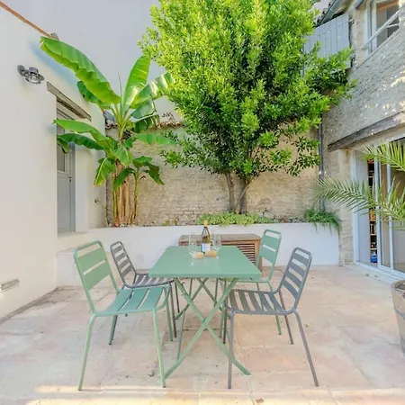 Enari House Holiday home