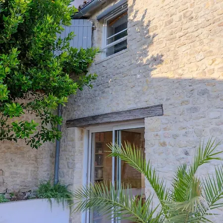 Enari House Holiday home